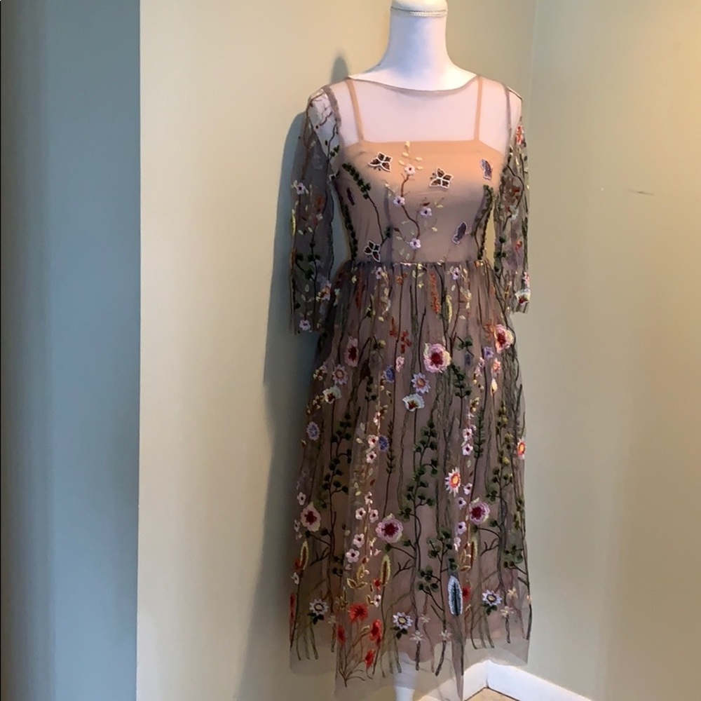 Dress like Valentino style